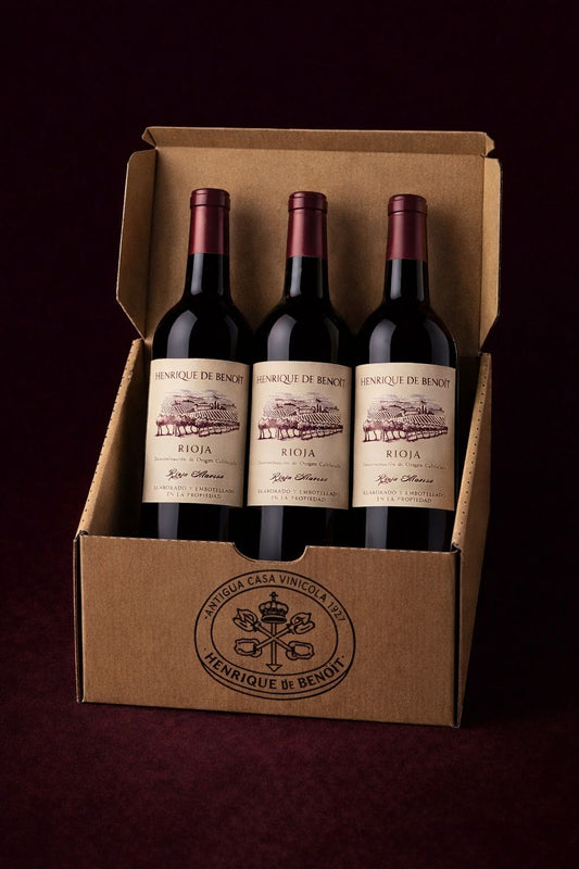 Colección de tres vinos de Henrique de Benoit Bodega. Vino unidos por la historia y su terruño del pueblo de Labastida. Tres botellas para disfrutar con los tuyos. 